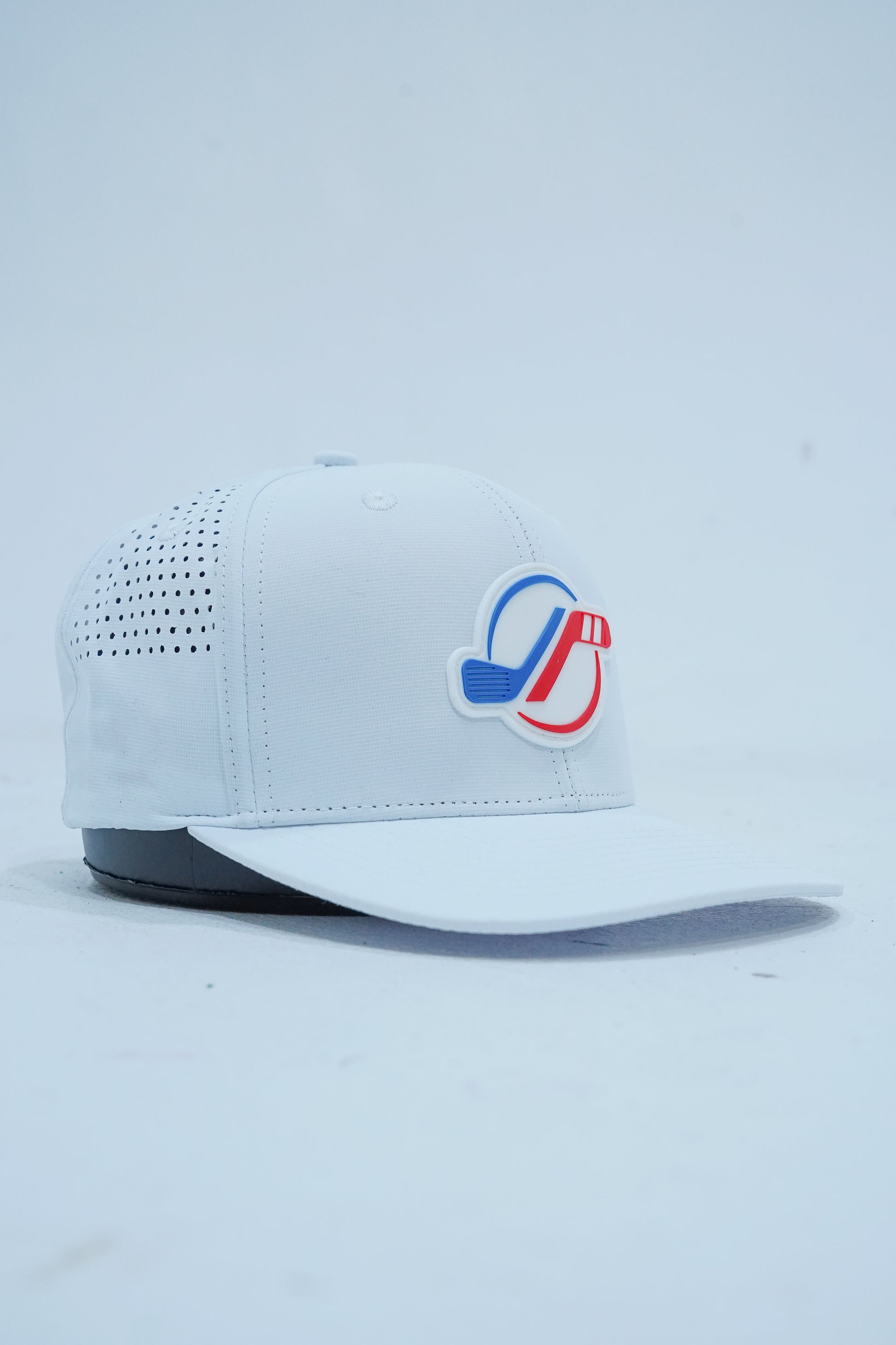White golf hat